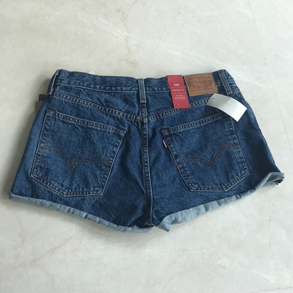 🔥NWT LEVI'S Vintage Inspired Jean Shorts - Picture 2 of 7